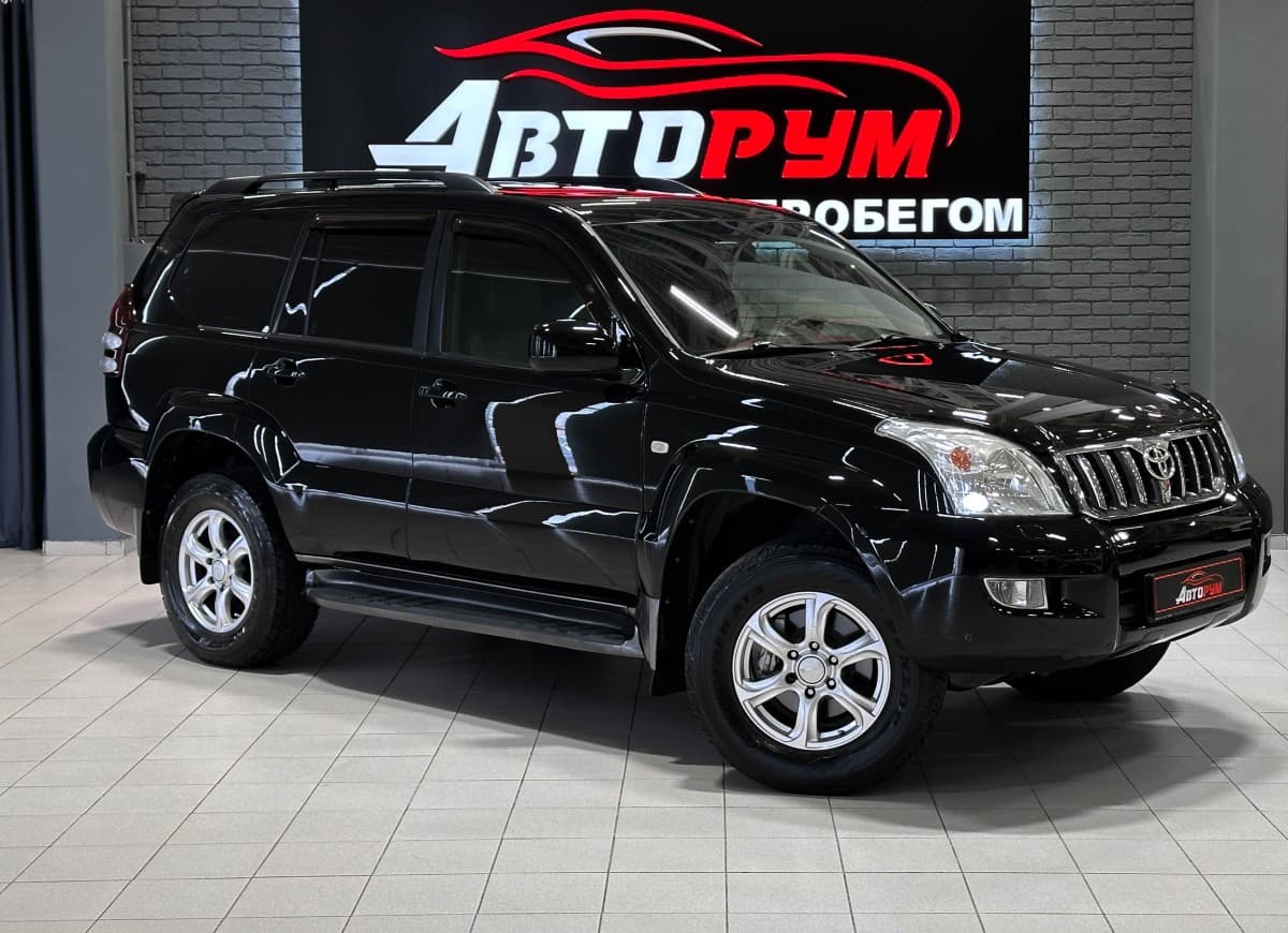 Toyota Land Cruiser 120 (Prado) - 1